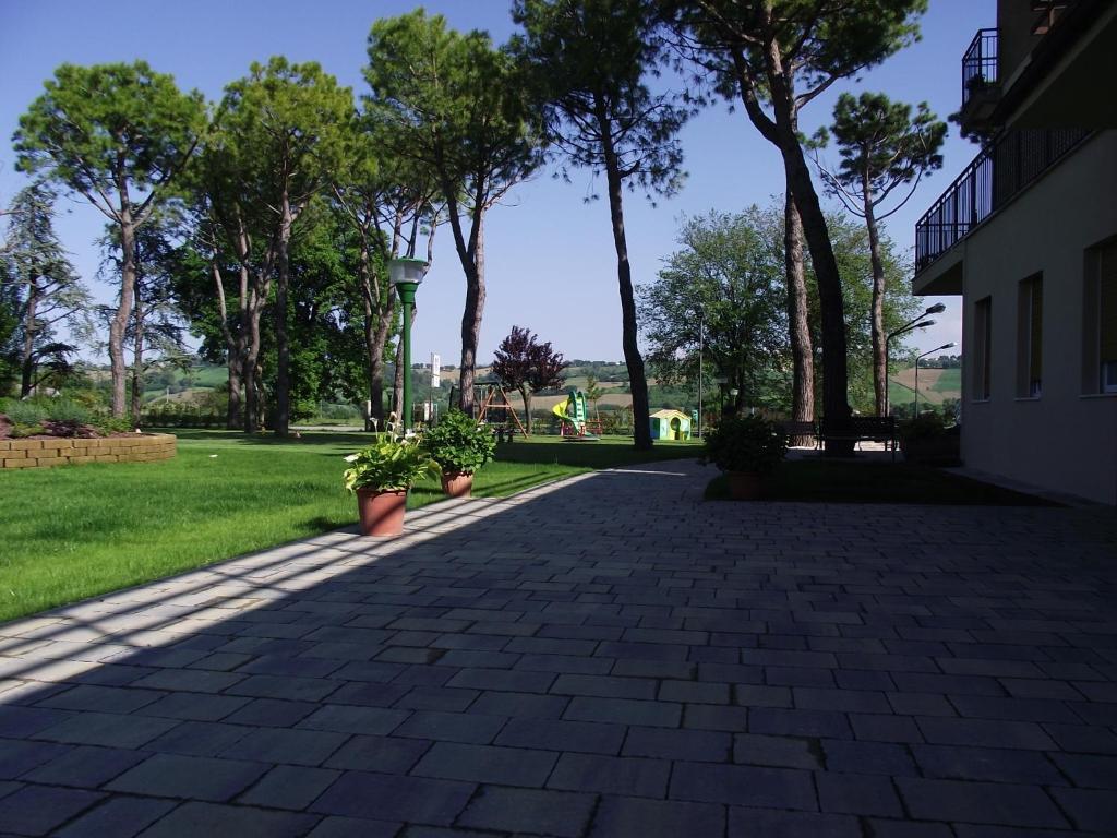 Hotel Ausonia Monte Porzio Luaran gambar